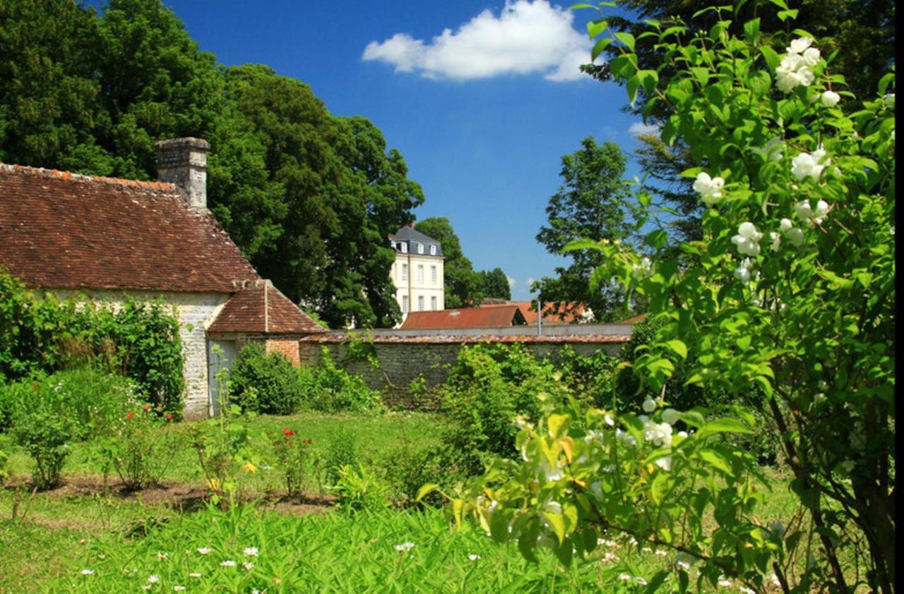 Maison Charmante A Ri Avec Jardin Et Terrasse Vila Ri Exterior foto