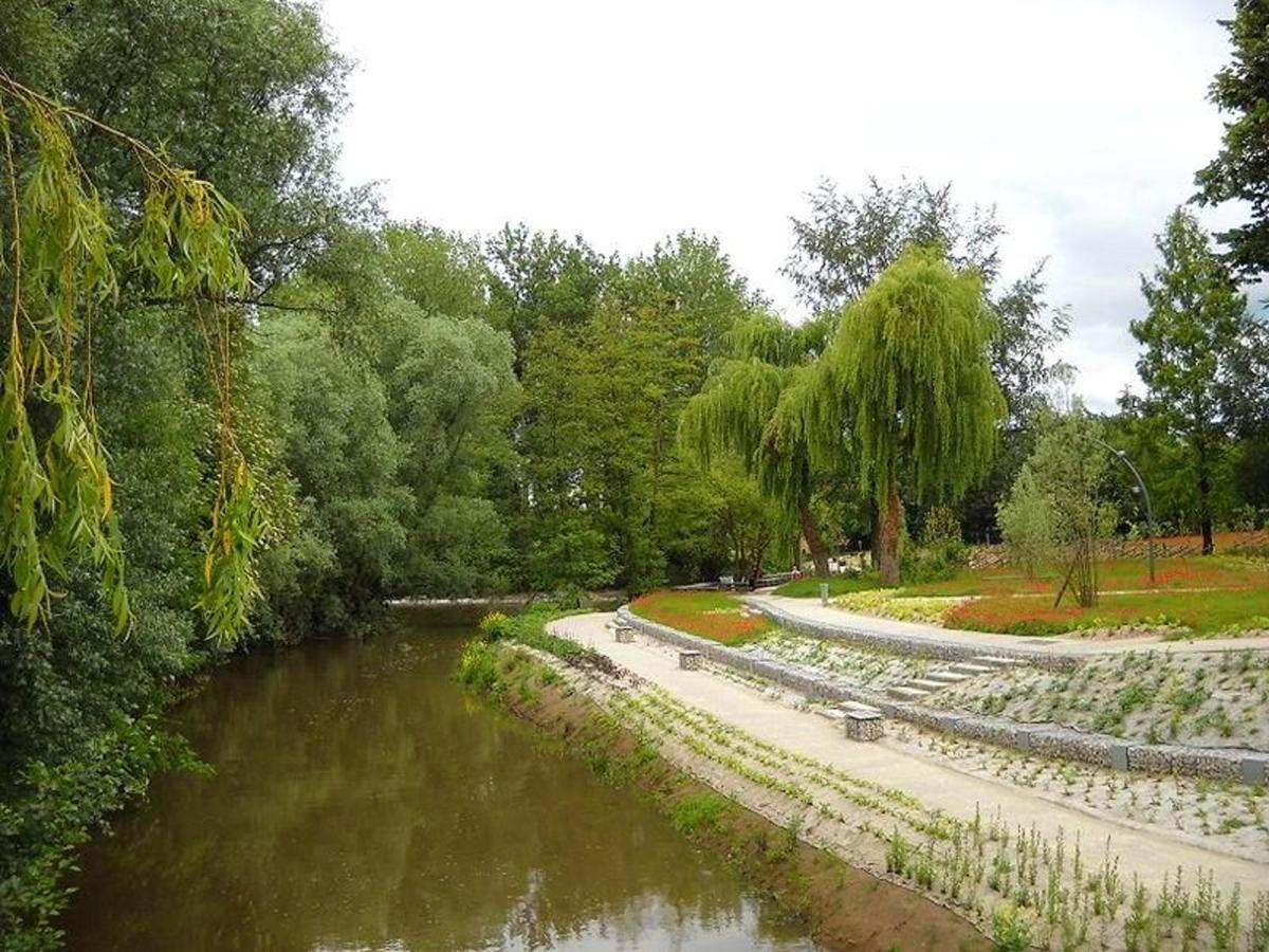 Maison Charmante A Ri Avec Jardin Et Terrasse Vila Ri Exterior foto